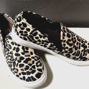 Steve Madden Safari Slip On Shoes SIZE 8.5